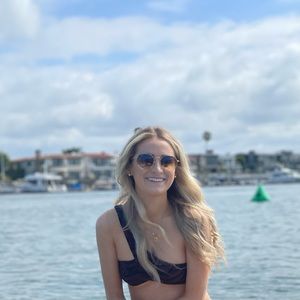 Meet your Posher, Lana